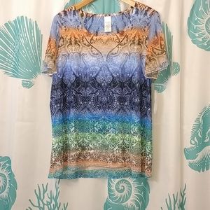 Short sleeved top ladies large 12/14